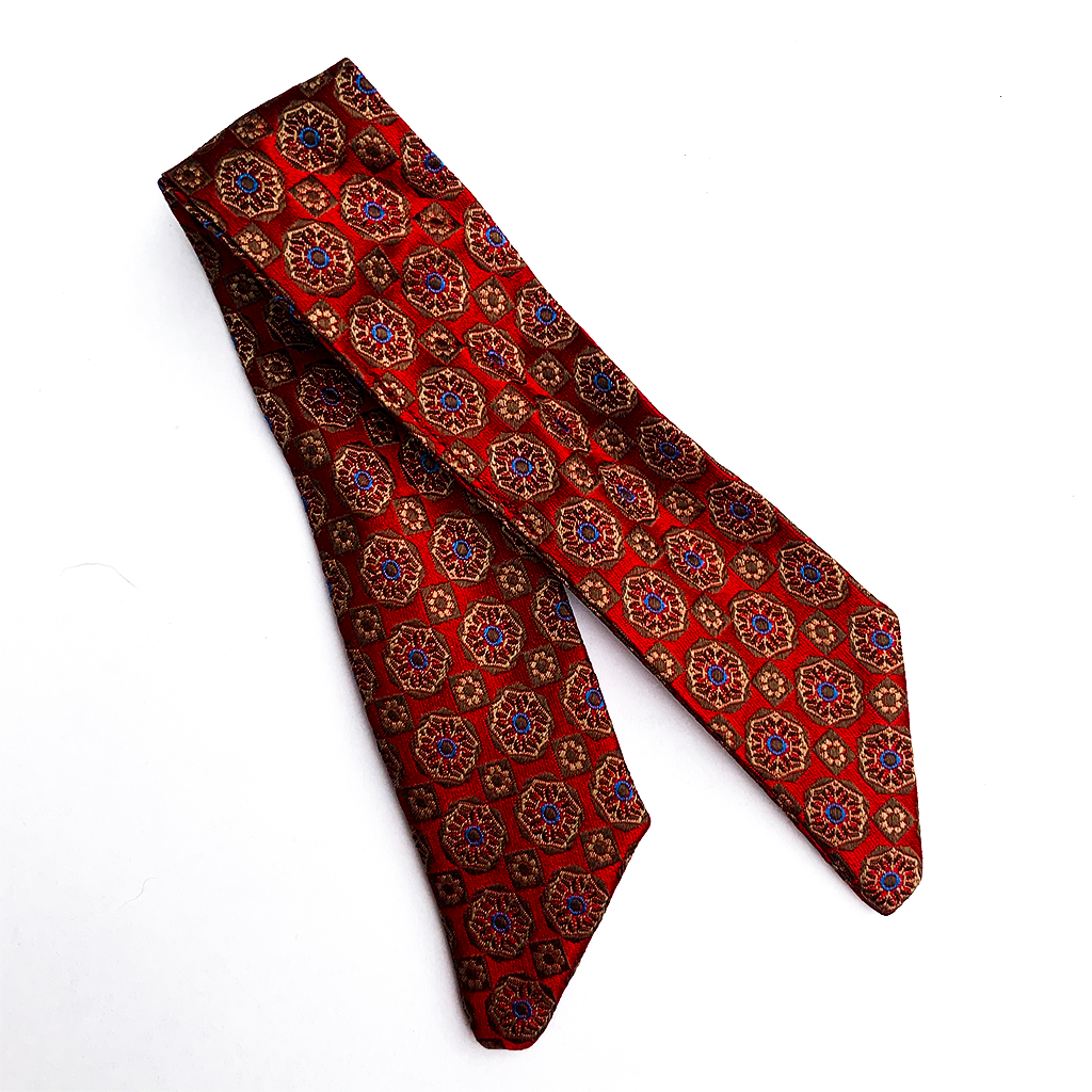 ROYAL ROUGE LUXURY SILK SCRUNCHIE - Happily MeCo