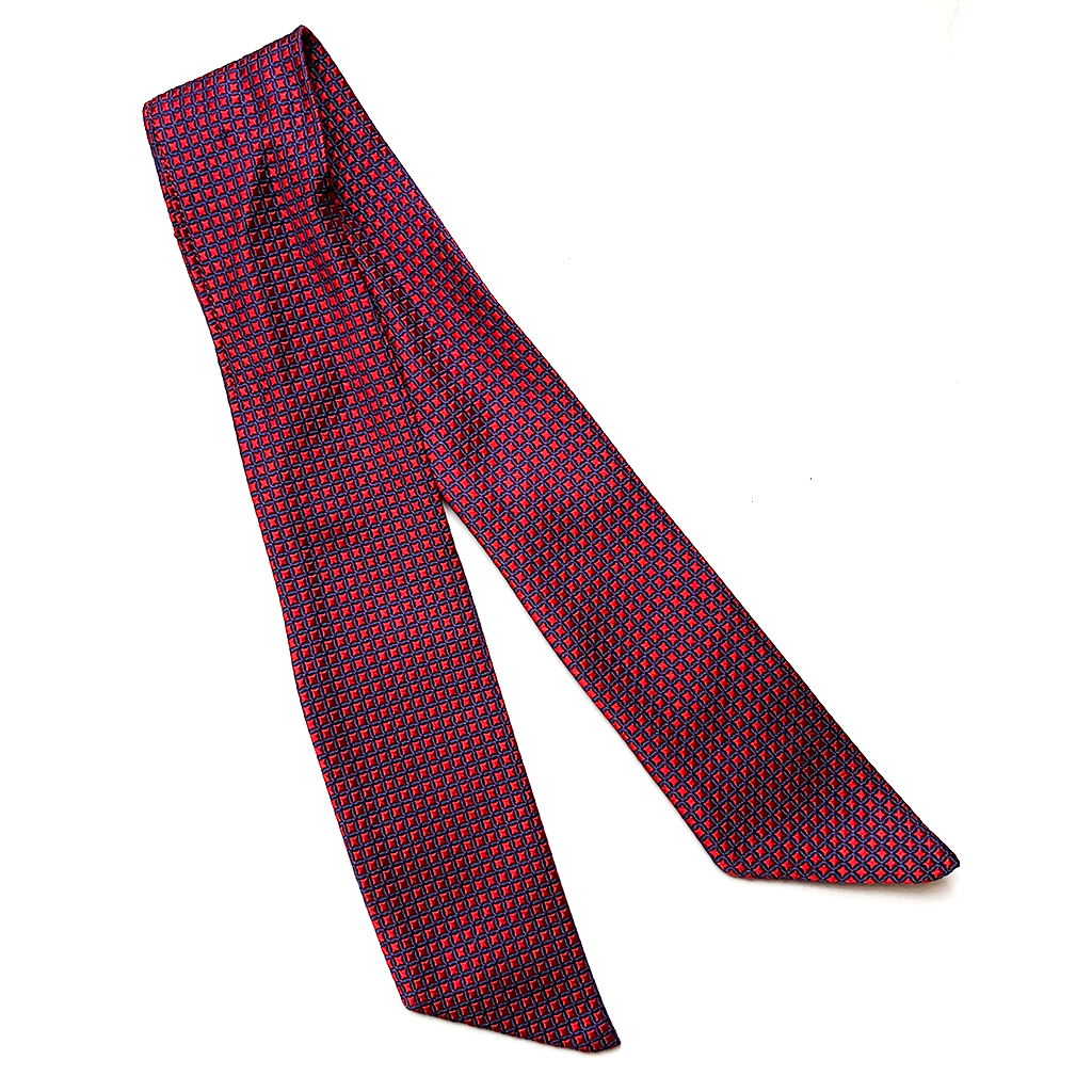 ATTRACCATA LUXURY SILK SCRUNCHIE