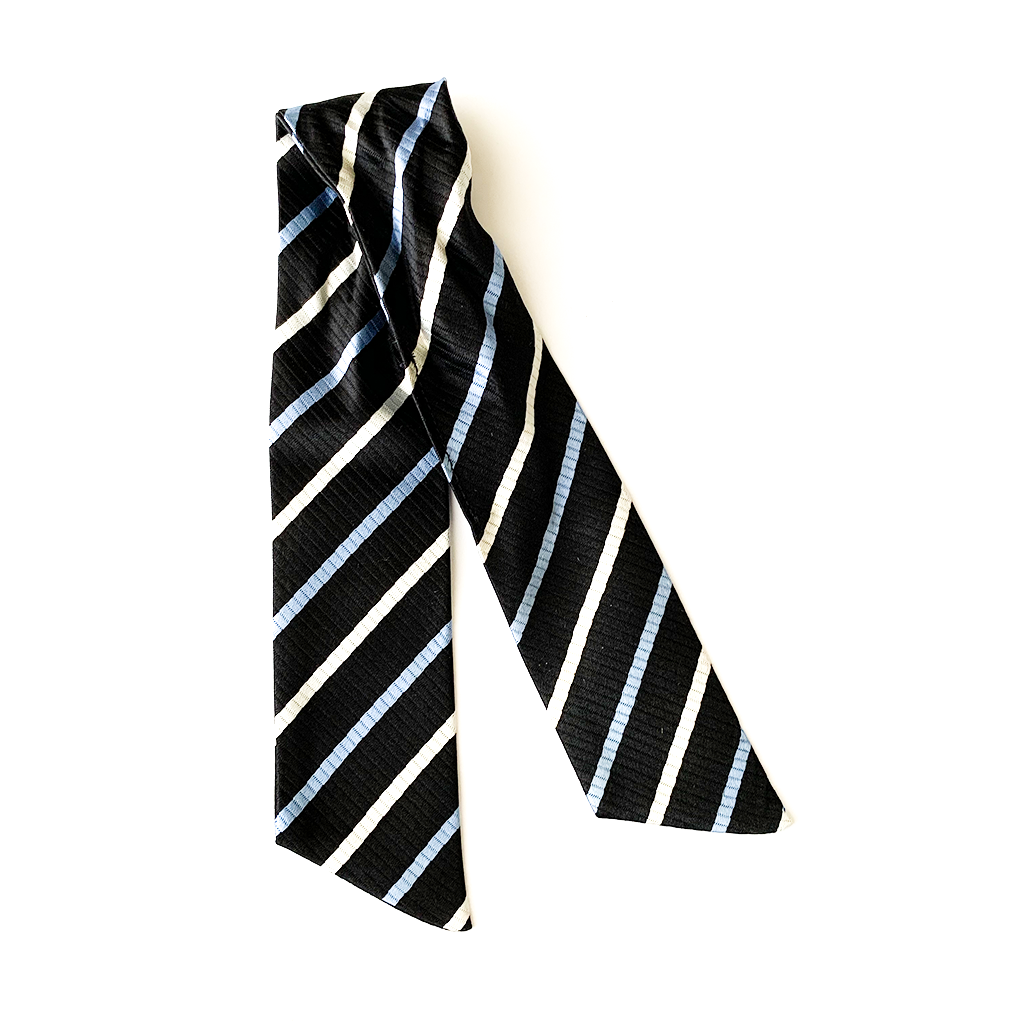 BLUE BENNETT LUXURY SILK SCRUNCHIE