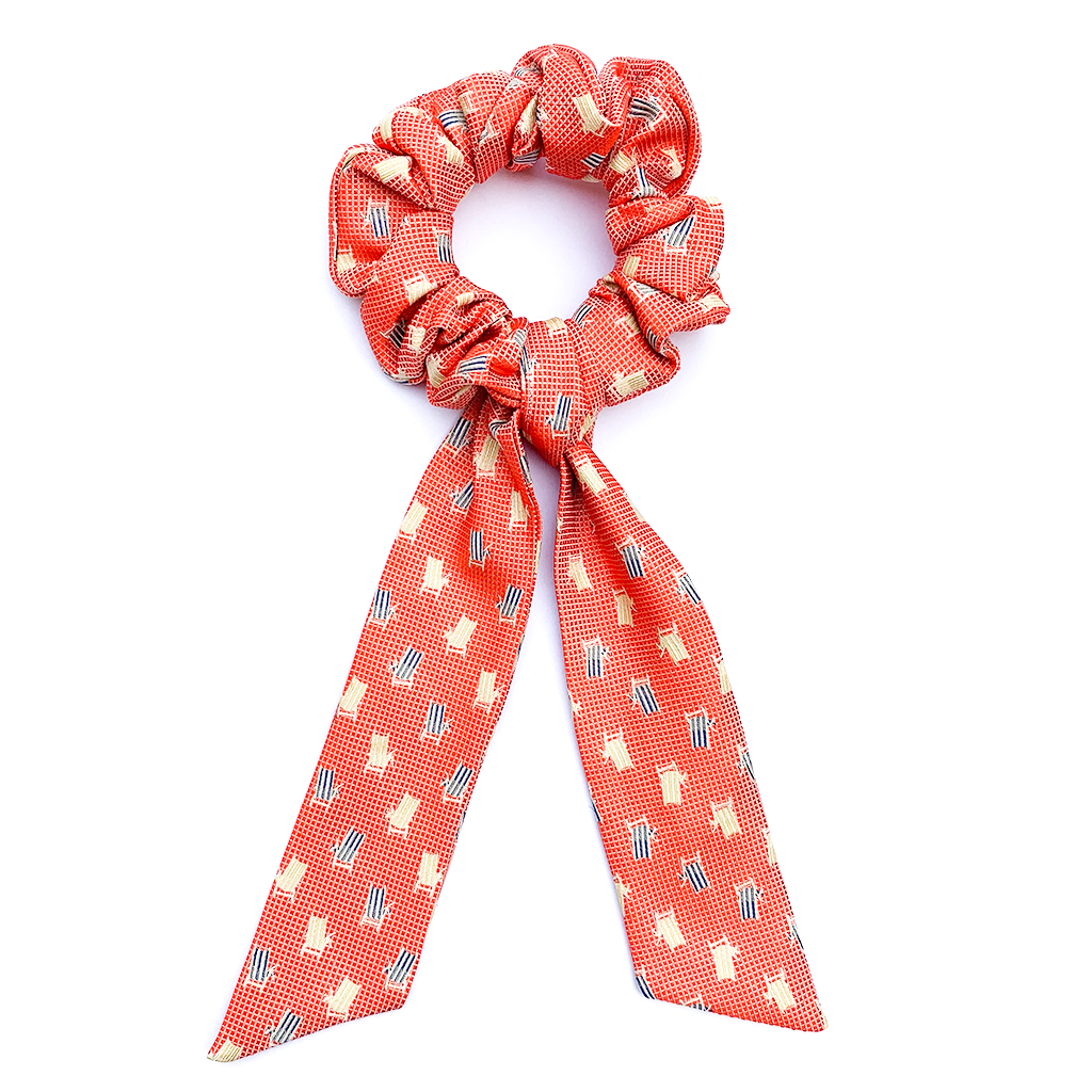 SOCAL BY THE BEACH LUXURY SILK SCRUNCHIE - Happily MeCo