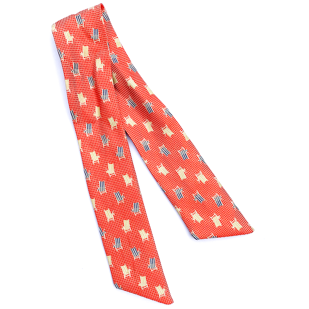 SOCAL BY THE BEACH LUXURY SILK SCRUNCHIE - Happily MeCo