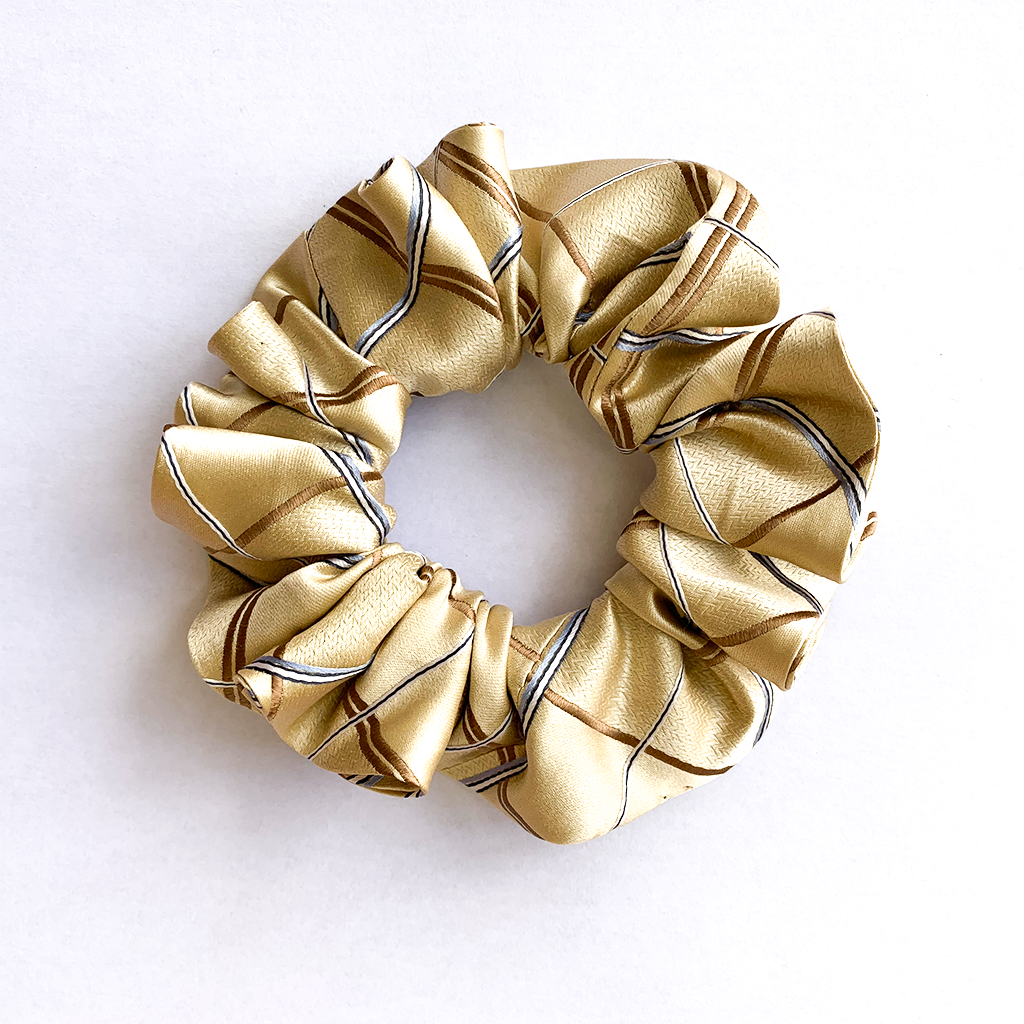 CREAM COCKTAILS LUXURY SILK SCRUNCHIE