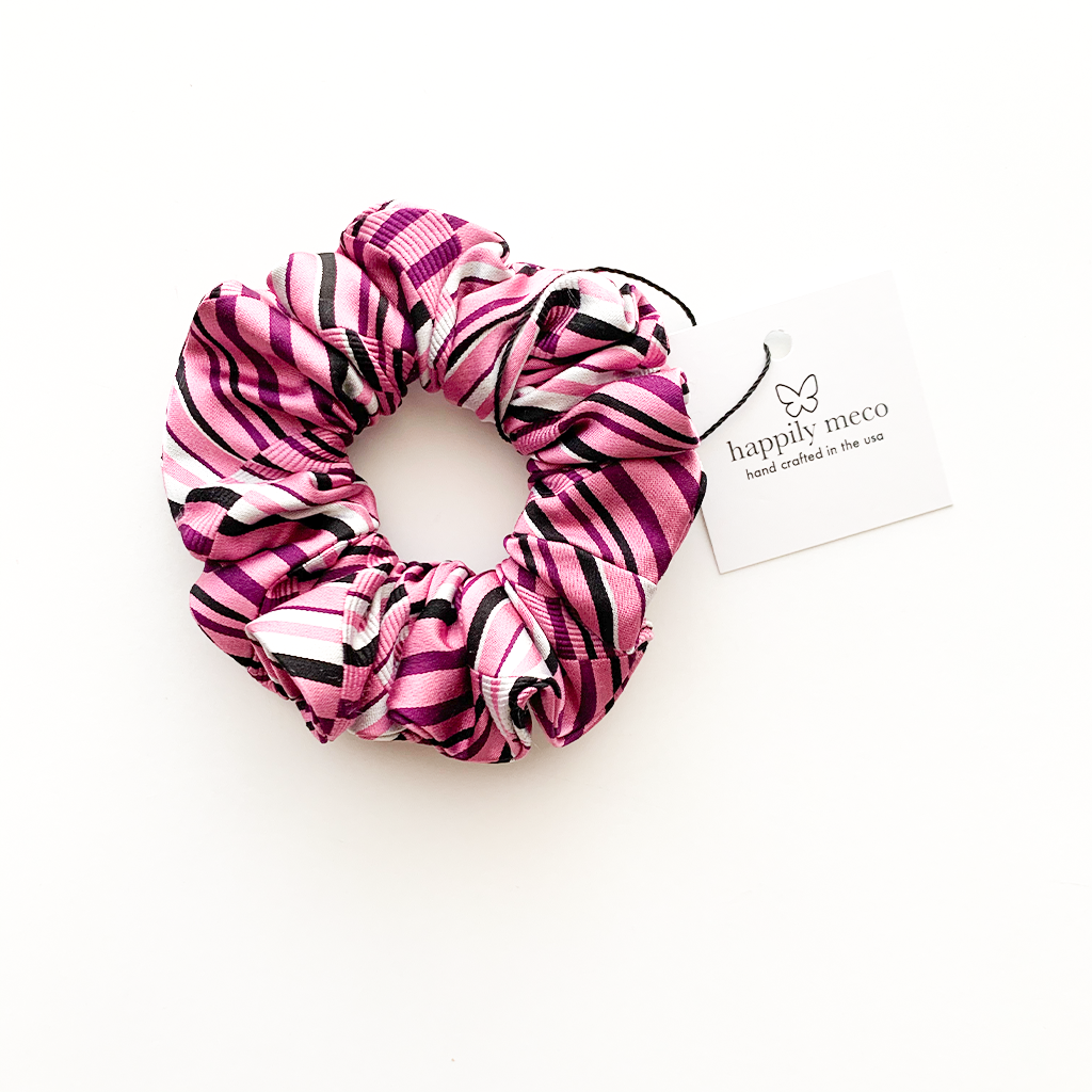 GAME OF DECKS LUXURY SILK SCRUNCHIE