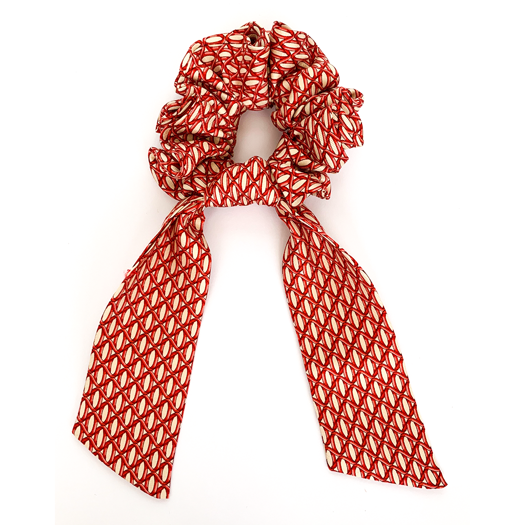 LADDER LINES LUXURY SILK SCRUNCHIE