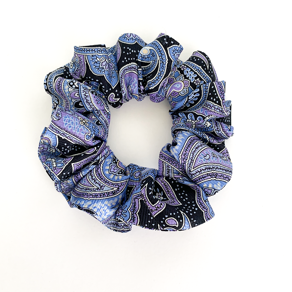 MAJESTY OOVLA LUXURY SILK SCRUNCHIE