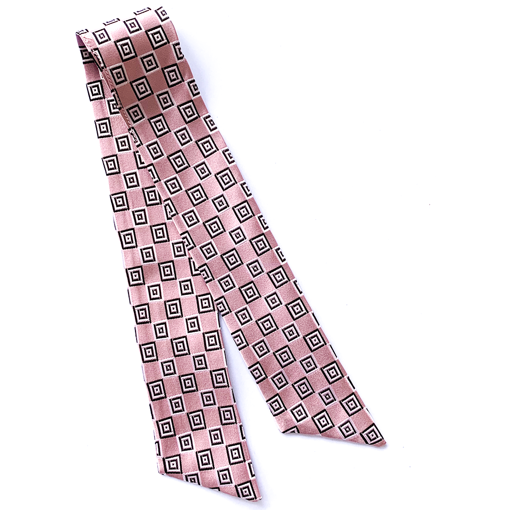 PANTHER PYRAMIDS LUXURY SILK SCRUNCHIE