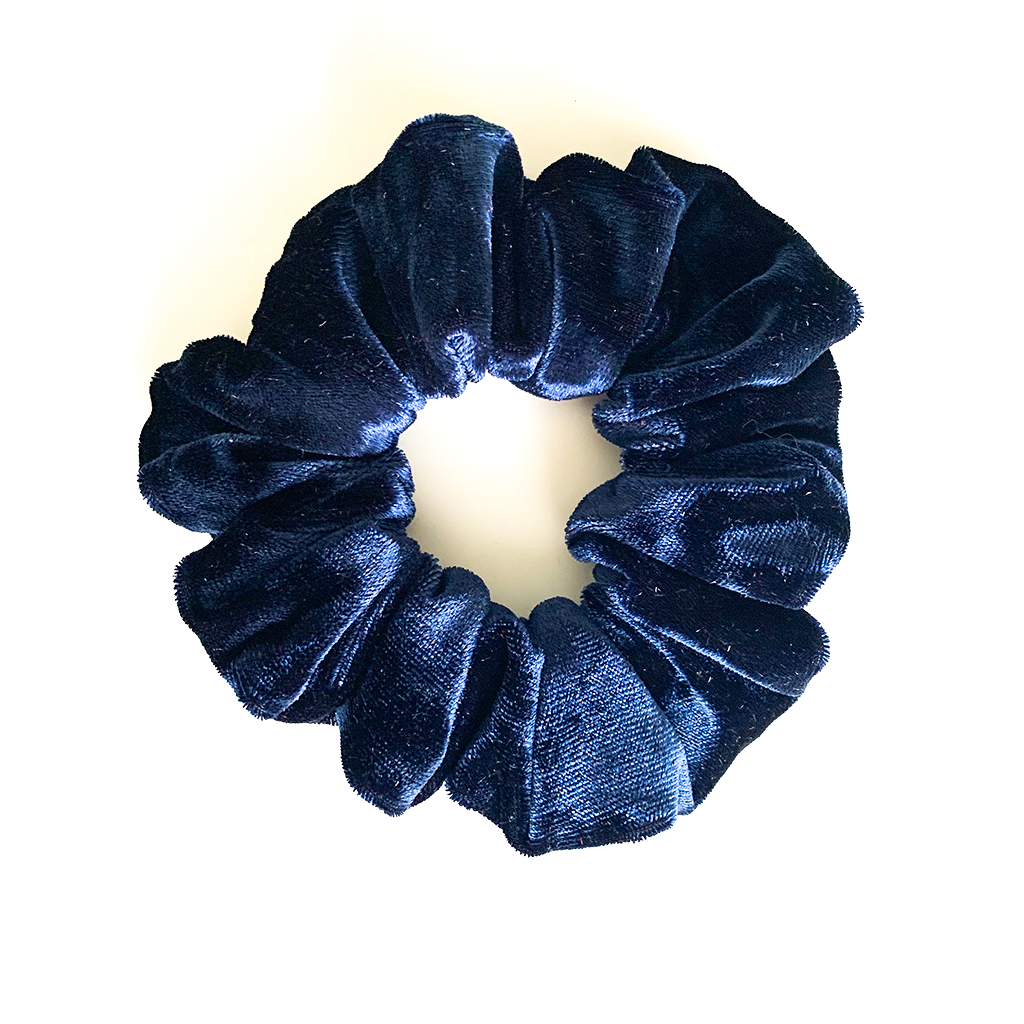 diamond seas luxury scrunchie || PLUSHIES