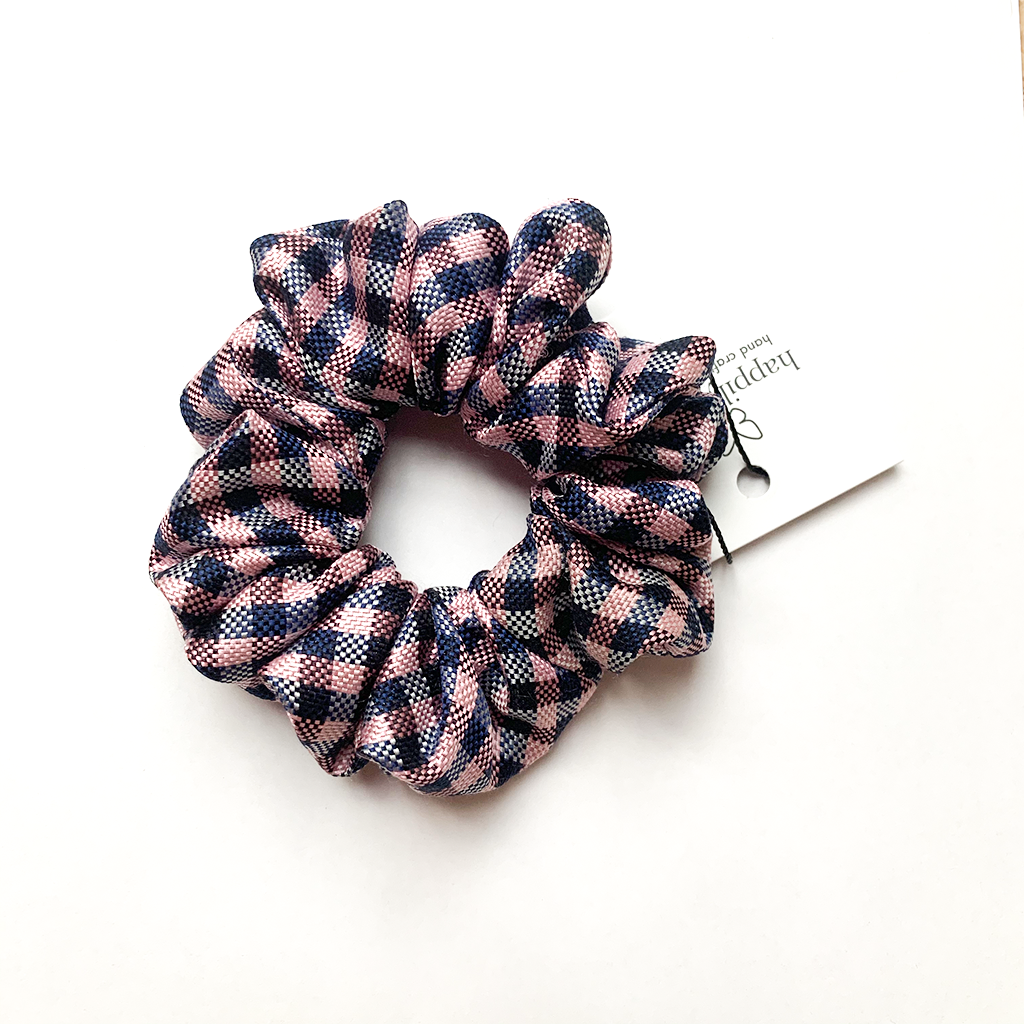 STOLEN PASSES LUXURY SILK SCRUNCHIE