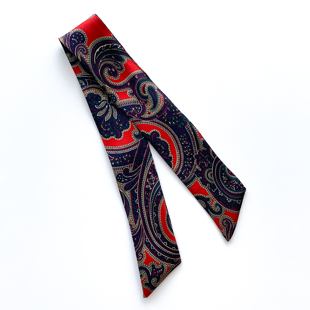 YACHT DREAMS LUXURY SILK SCRUNCHIE